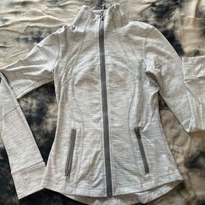 Lightly worn Lululemon define jacket size 4
